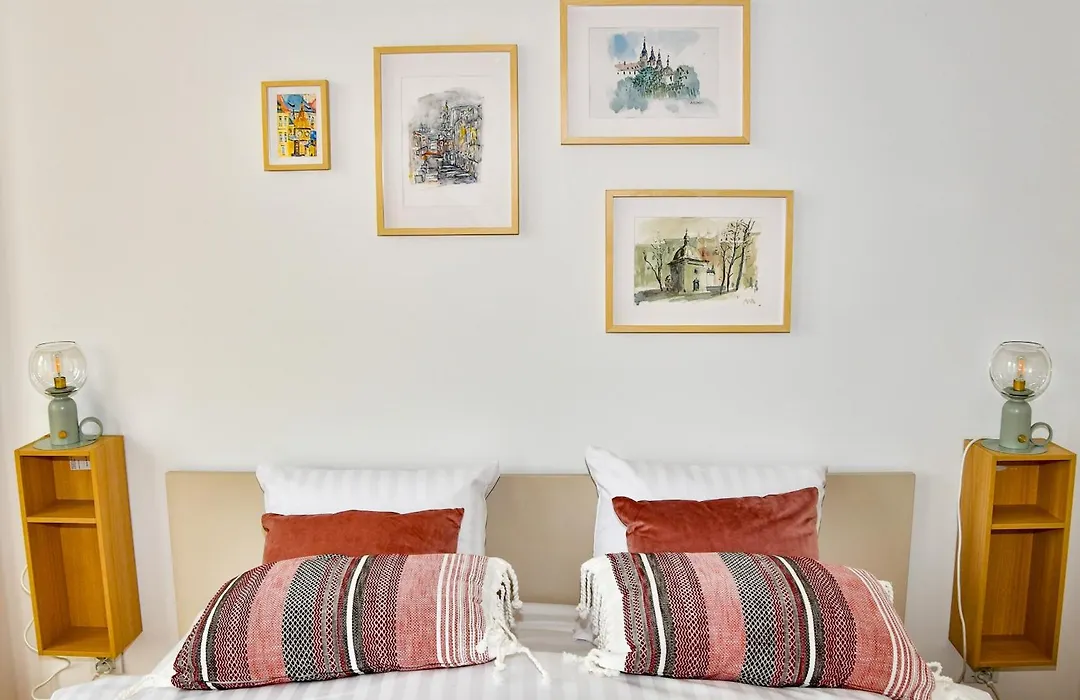 Sunny Corner-1